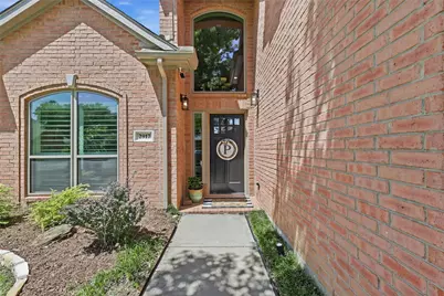 2917 Pioneer Park Drive, Flower Mound, TX 75022 - Photo 2