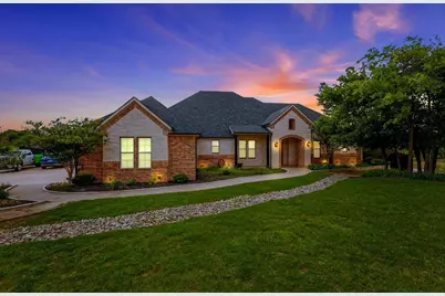 1040 Lighthouse Court, Grand Prairie, TX 75104 - Photo 1