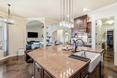 1040 Lighthouse Court, Grand Prairie, TX 75104 - Photo 8