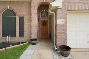 2509 Kariba Ln, Denton, TX 76210 - Photo 2