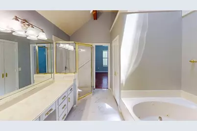 9010 Cumberland Drive, Irving, TX 75063 - Photo 14