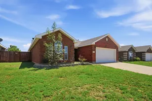 389 Miss Ellie Ln, Abilene, TX 79602 - Photo 2