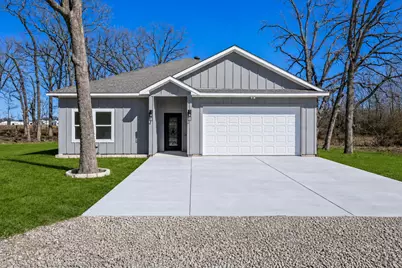 202 Dover Drive, West Tawakoni, TX 75474 - Photo 1