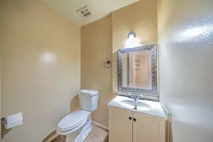 36 W Creek Ln, Grand Prairie, TX 75052 - Photo 12