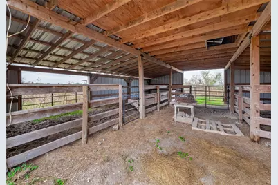 1350 County Road 414, Jonesboro, TX 76538 - Photo 34