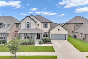 1808 Cedar Bluff Pkwy, Mansfield, TX 76063 - Photo 2