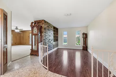1516 Lamplighter Lane, Edgecliff Village, TX 76134 - Photo 4