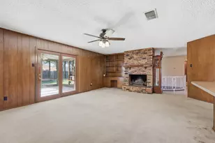 1516 Lamplighter Ln, Edgecliff Village, TX 76134 - Photo 8