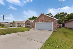 3407 Pickett St, Greenville, TX 75401 - Photo 4