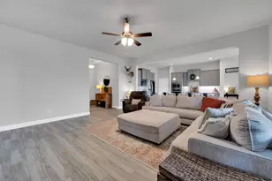 3660 Twin Pines Dr, Grand Prairie, TX 76065 - Photo 18