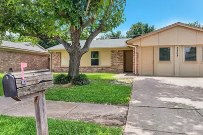 6208 Kary Lynn Drive S, Watauga, TX 76148 - Photo 2