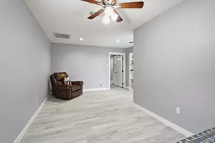 336 Meadows Estate St, Tom Bean, TX 75491 - Photo 18