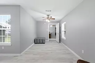 336 Meadows Estate St, Tom Bean, TX 75491 - Photo 20
