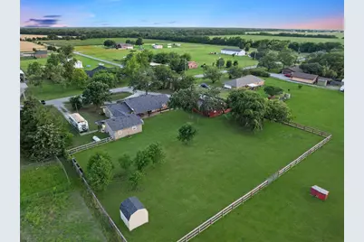 336 Meadows Estate Street, Tom Bean, TX 75491 - Photo 34