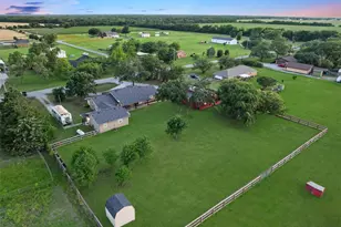 336 Meadows Estate St, Tom Bean, TX 75491 - Photo 34