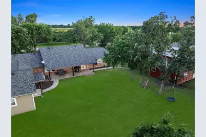 336 Meadows Estate Street, Tom Bean, TX 75491 - Photo 32