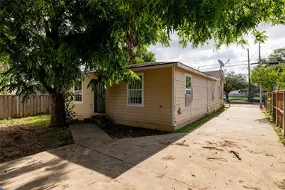 3219 N Winnetka Avenue, Dallas, TX 75212 - Photo 16