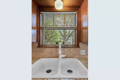 4613 Westchester Drive, Waco, TX 76710 - Photo 12