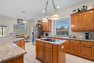 614 Creek View Dr, Prosper, TX 75078 - Photo 10