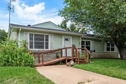 2219 Morgan Street, Irving, TX 75062 - Photo 2