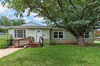 2219 Morgan Street, Irving, TX 75062 - Photo 4