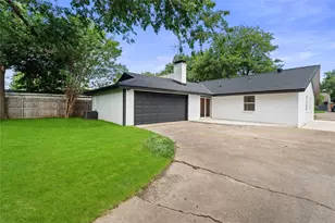 10236 Mapleridge Dr, Dallas, TX 75238 - Photo 30