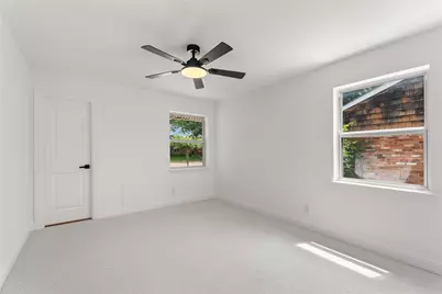 10236 Mapleridge Drive, Dallas, TX 75238 - Photo 18