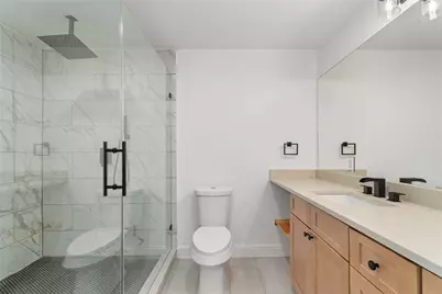 10236 Mapleridge Drive, Dallas, TX 75238 - Photo 22