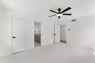 10236 Mapleridge Dr, Dallas, TX 75238 - Photo 22