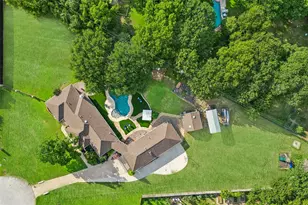 2705 N Quail Run Ct, Southlake, TX 76092 - Photo 36