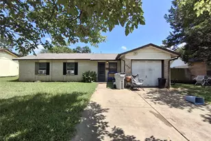 1510 Carson Dr, Mesquite, TX 75149 - Photo 2