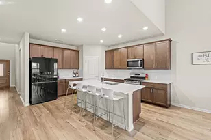 10513 Big Lagoon Dr, Fort Worth, TX 76179 - Photo 4