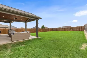 10513 Big Lagoon Dr, Fort Worth, TX 76179 - Photo 8