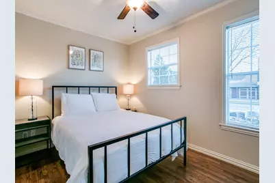 610 E Texas Street, Grapevine, TX 76051 - Photo 10