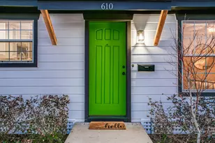 610 E Texas St, Grapevine, TX 76051 - Photo 1