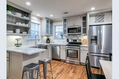 610 E Texas Street, Grapevine, TX 76051 - Photo 8