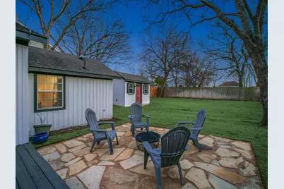 610 E Texas Street, Grapevine, TX 76051 - Photo 22