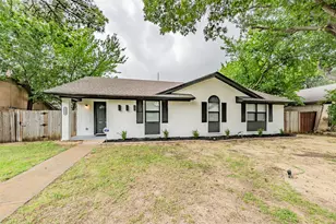 1250 Granada Ln, Lewisville, TX 75067 - Photo 2