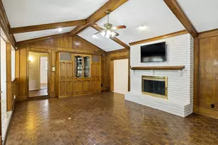 9240 Locarno Dr, Dallas, TX 75243 - Photo 2
