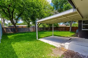 10623 McCree Rd, Dallas, TX 75238 - Photo 28