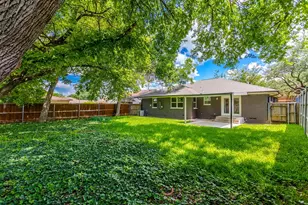 10623 McCree Rd, Dallas, TX 75238 - Photo 28