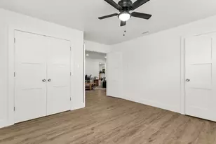 10623 McCree Rd, Dallas, TX 75238 - Photo 24