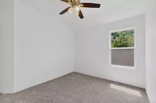 1615 Jones St, Greenville, TX 75401 - Photo 34