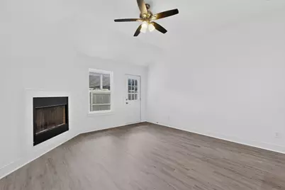 1615 Jones Street, Greenville, TX 75401 - Photo 8