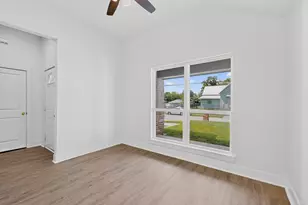 1615 Jones St, Greenville, TX 75401 - Photo 16