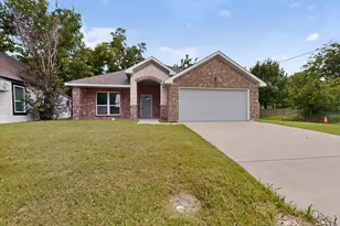1615 Jones St, Greenville, TX 75401 - Photo 2