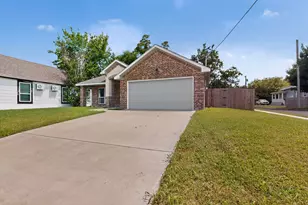 1615 Jones St, Greenville, TX 75401 - Photo 4