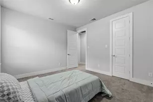 411 W Harwood Rd, Euless, TX 76039 - Photo 32