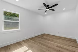 518 N M L King Jr Blvd, Grand Prairie, TX 75050 - Photo 30