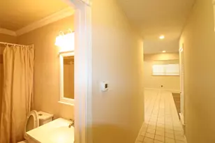 600 Livingston Dr, Hurst, TX 76053 - Photo 6